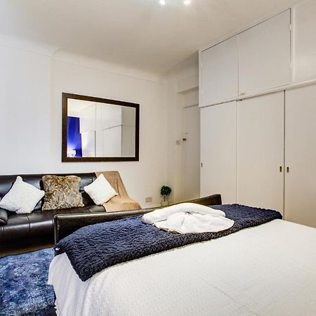 לונדון Evelyn Beautiful 2 Bedroom Apartment מראה חיצוני תמונה