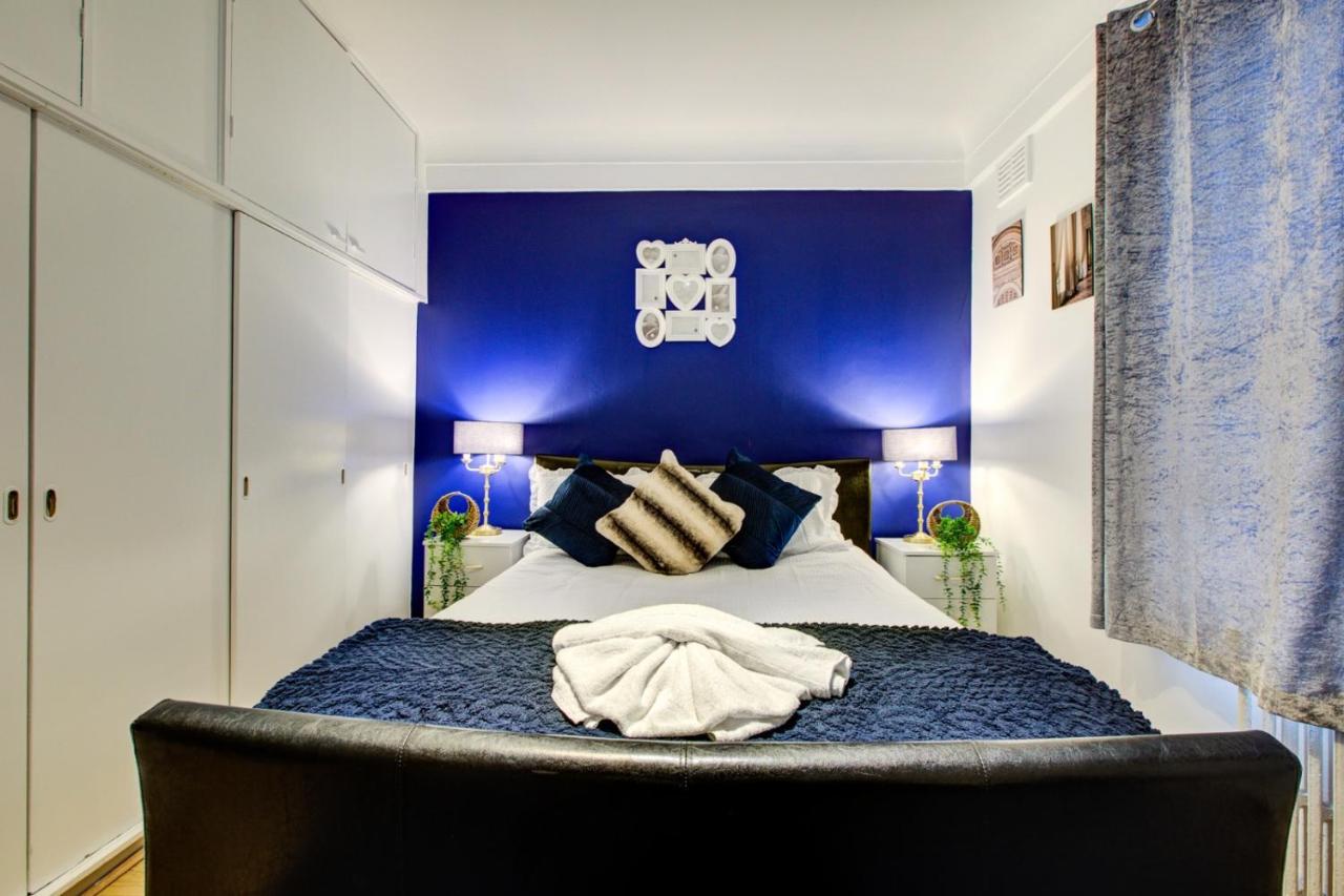 לונדון Evelyn Beautiful 2 Bedroom Apartment מראה חיצוני תמונה
