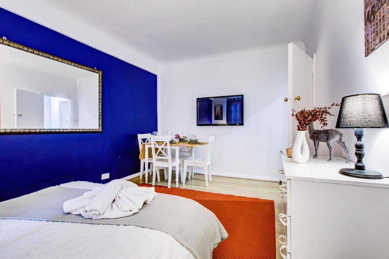 לונדון Evelyn Beautiful 2 Bedroom Apartment מראה חיצוני תמונה